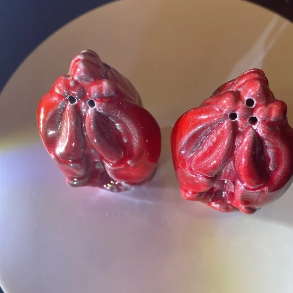 Vintage Brad Keeler of California pottery, Lobsterware Salt and Pepper Shakers - Picture 7 of 14